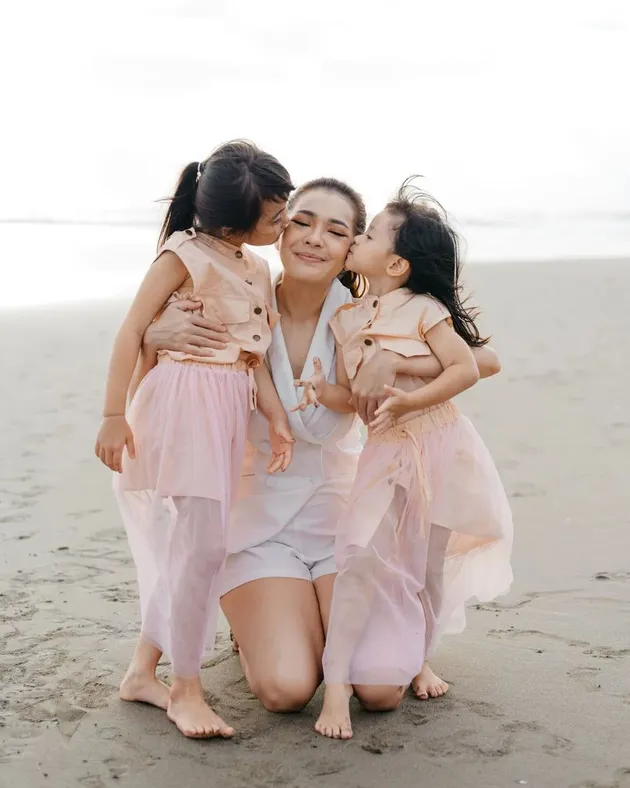 Maya Septha Stres anak