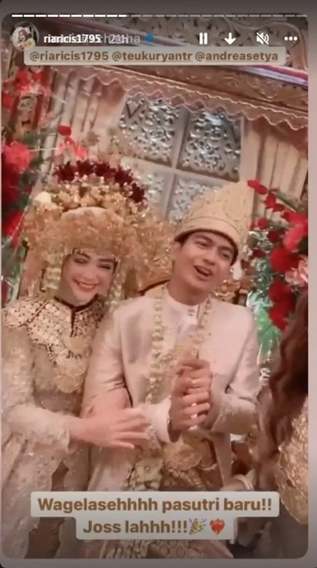 Potret mesra Ria Ricis dan teuku Ryan.