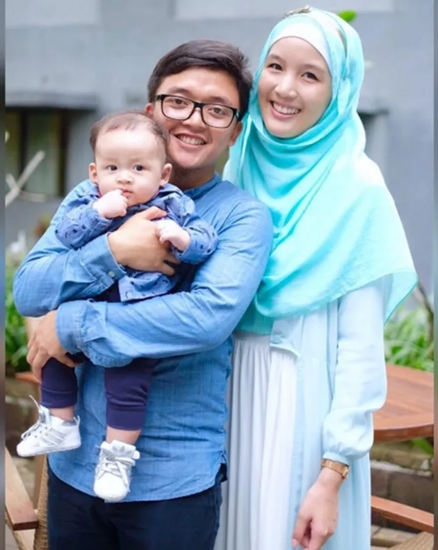SEPATU BRANDED - SYAL, TERNYATA CUCU AA GYM INI BAYI 