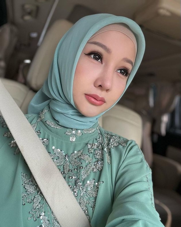 Often Called Like a Doll, 8 Photos of Lucinta Luna Wearing Hijab - Her Face Makes People Stunned