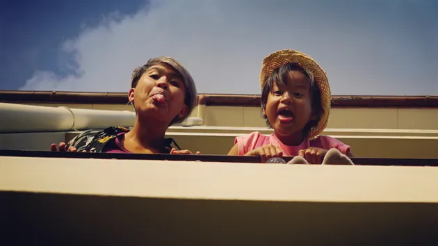 Liburan Ernest Prakasa