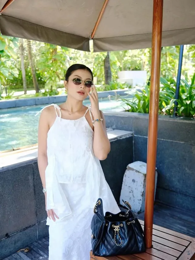 Hanum Raddim The Excitement of Hanum Mega's Family Vacation in Bali, Enjoying the ...