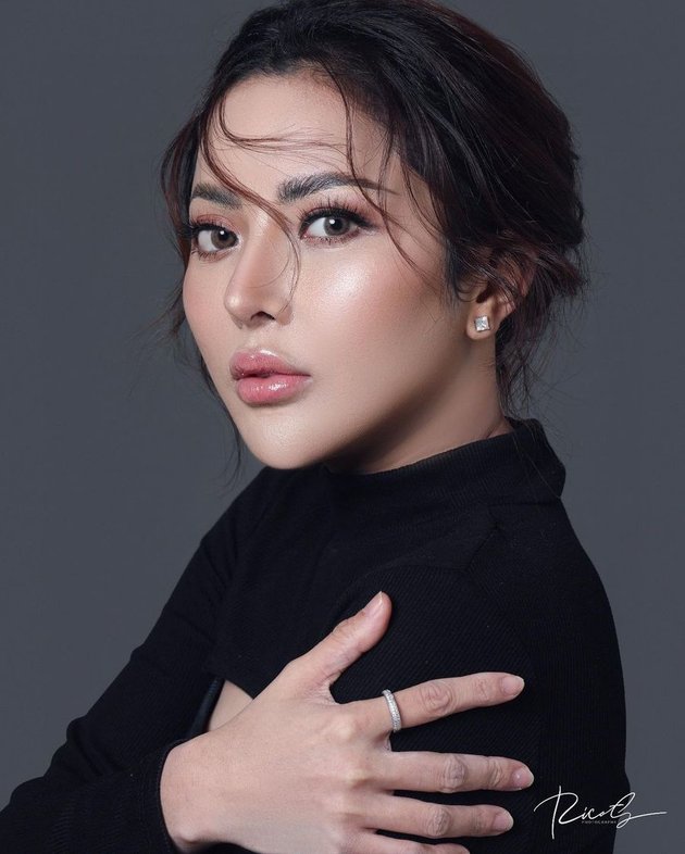 After a Long Silence, Influencer Ayu Aulia Shares About Busy Developing Her Business