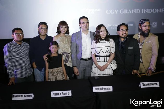 Shandy Aulia & Artika Sari di Premiere 'PERJANJIAN DENGAN 