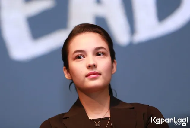 Chelsea Islan Headshot