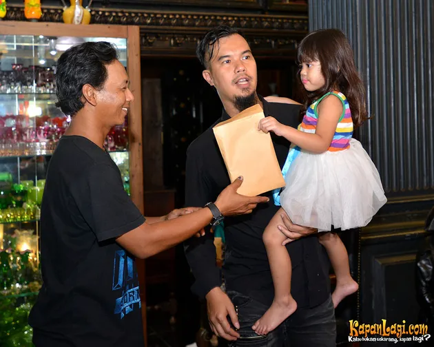 safeea, mulan jameela, ahmad dhani