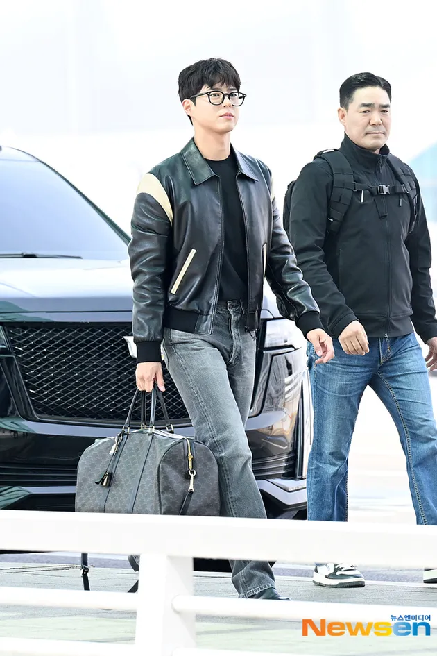 Park Bo Gum di Bandara Incheon