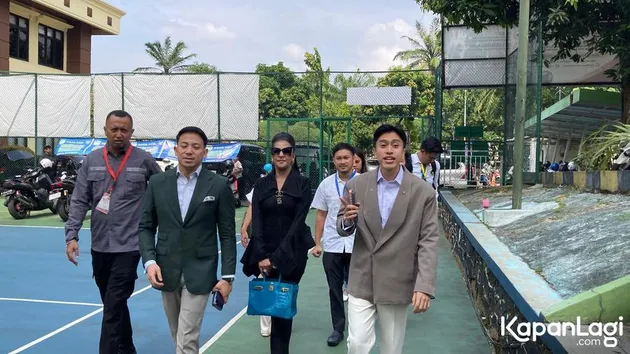 Ibu Tasya Farasya Tenteng Birkin