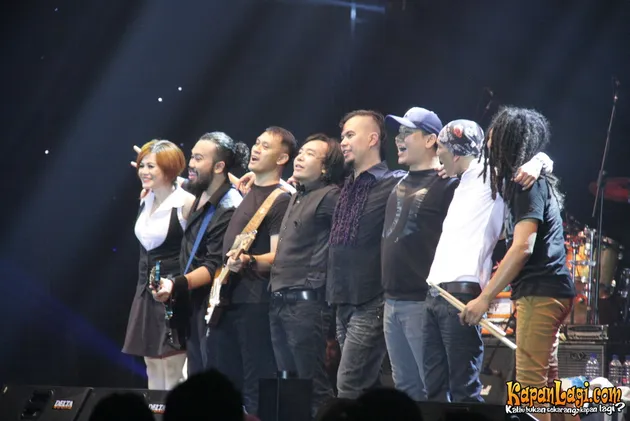 Dewa 19 feat Ari Lasso