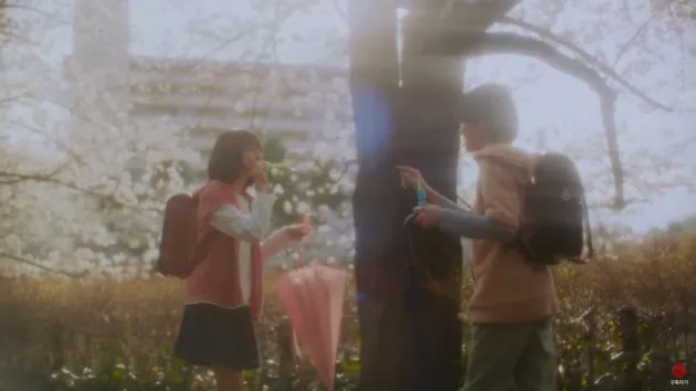 Takaki dan Akari di Film 5 Centimeters Per Second 