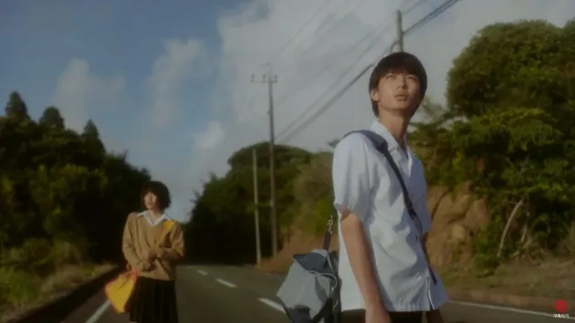 Takaki dan Akari di Film 5 Centimeters Per Second