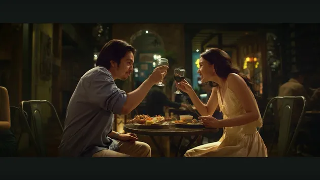 Angga Yunanda &amp; Shenina mesra di film Dopamin