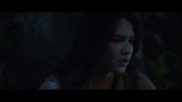 Davina Karamoy film kuncen