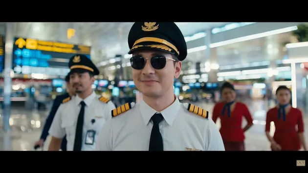 Jerome Kurnia jadi pilot