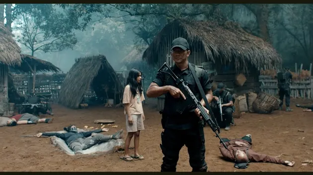 Timur menjaga desa di Papua