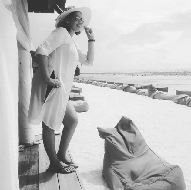 Foto Mesra Elly Sugigi - Ferry Anggara Gili Trawangan