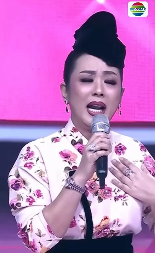 Soimah Saat Terharu