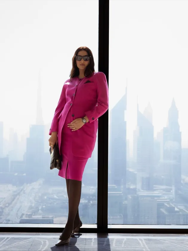 Sonam Kapoor tunjukkan babybump