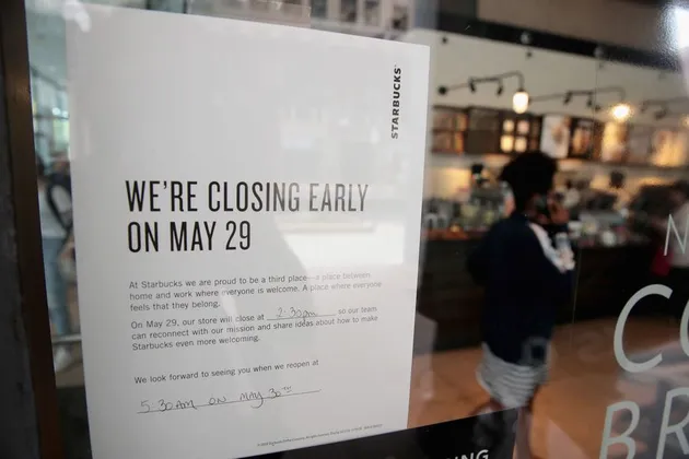 Starbucks di US tutup 8000 gerainya lebih awal