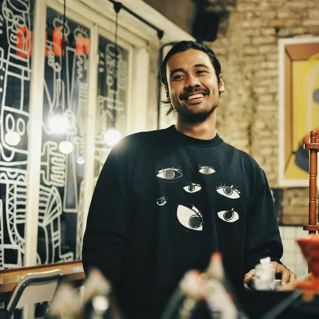 Artis Ganteng Indonesia