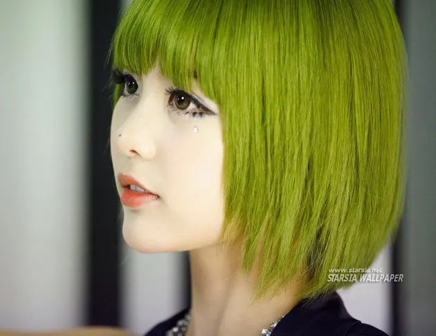 Rambut Hijau Seleb Korea