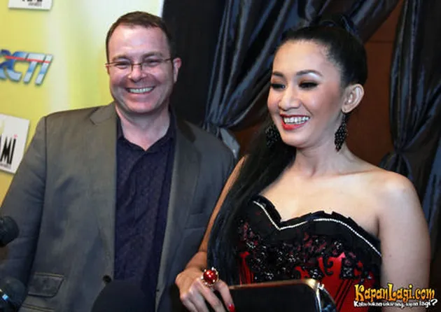 suami bule selebriti