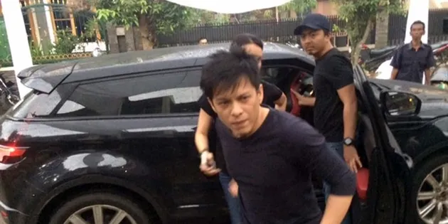 Rumah Duka Ayah Ariel NOAH