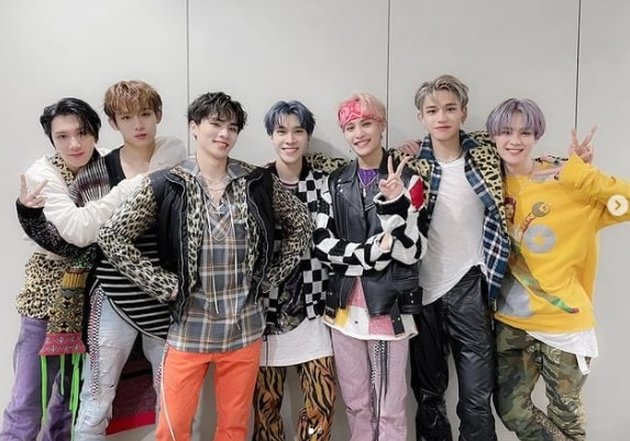 Pada tanggal 31 Desember 2018, WayV diumumkan akan melakukan debut mereka pada Januari 2019.