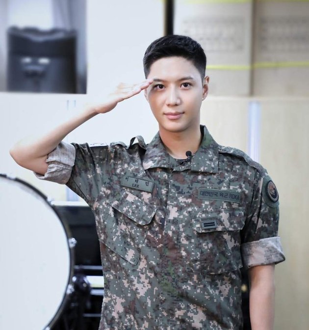 Already Missed So Much! These 7 Popular Korean Celebrities Will Complete Military Service in 2022: EXO Member - Park Bo Gum