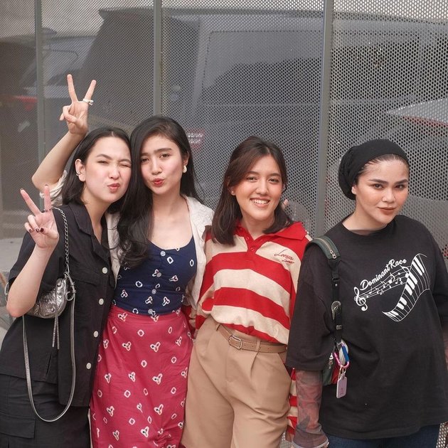 Already Disbanded 6 Years Ago! 8 Photos of Blink's Ex-Members Reunion, Some Already Have Children
