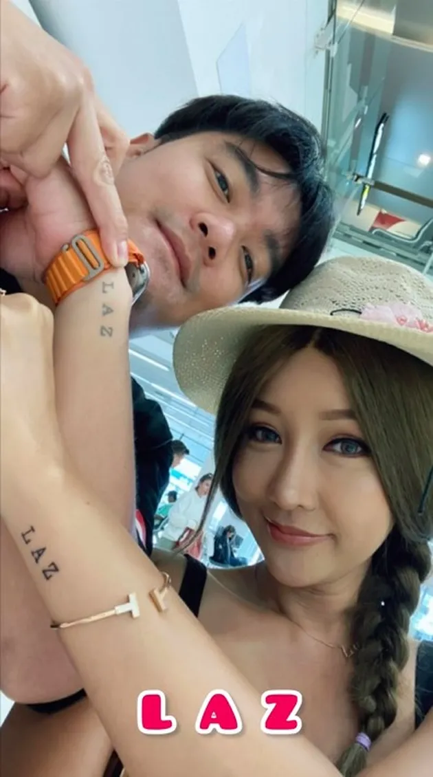 Potret Lucinta Luna Kembaran Tato Bareng Boy William