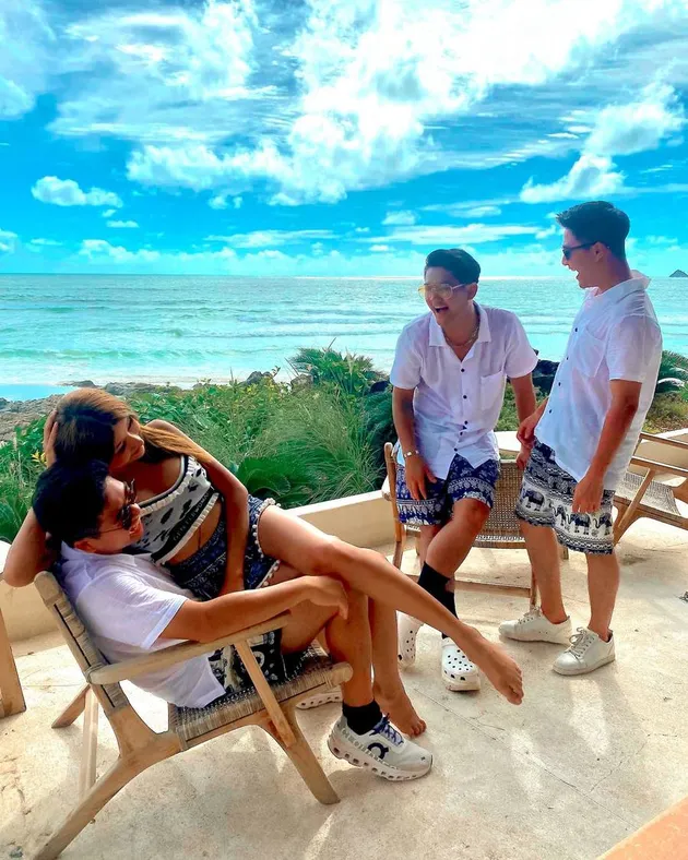 Potret Lucinta Luna Kembaran Tato Bareng Boy William