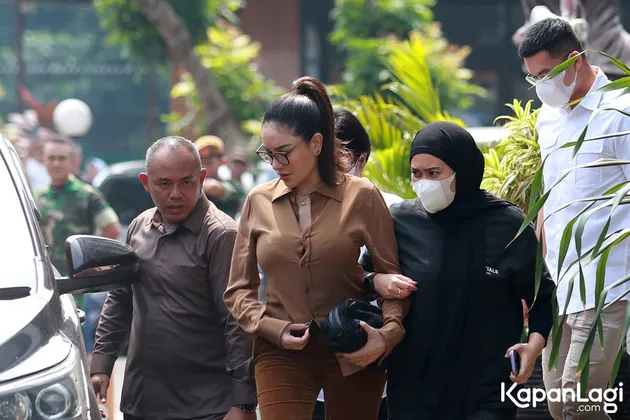 Nikita Mirzani Ditahan di Rutan Pondok Bambu