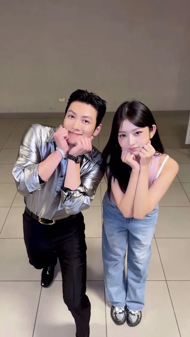 Potret Ji Chang Wook bersama idol