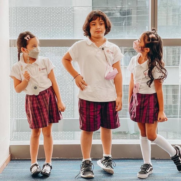 Already Entered Elementary School, Here are Photos of Gempi Wearing School Uniform: Gisella Anastasia and Gading Marten's Child is Getting Sweeter!