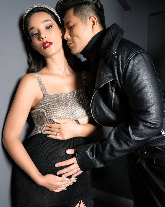 Already Given Birth, Take a Look at 7 Photos of Vanessa Lima's Maternity Shoot that Just Released - Intimate with Erick Iskandar