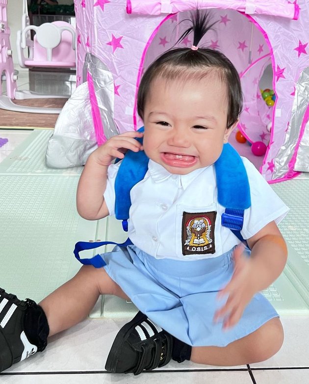 Already Grown Up, 8 Portraits of Baby Bible Princess Felicya Angelista and Caesar Hito Who Are Even Cuter and Adorable Wearing High School Uniforms