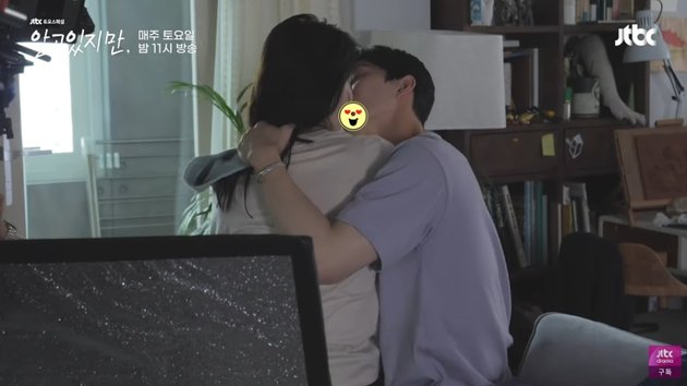 Success Makes Singles Envious, Check Out a Series of Iconic Korean Drama Kissing Scenes That Were Actually Not in the Original Script