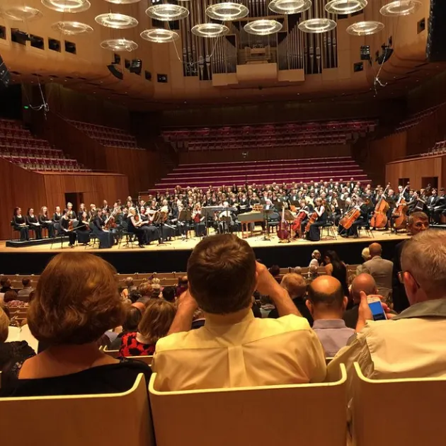 Liburan Kevin Aprilio