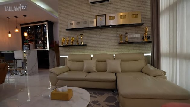 Success as a Youtuber and Actor, Here are 9 Pictures of Denny Sumargo's Simple and Not Too Luxurious House