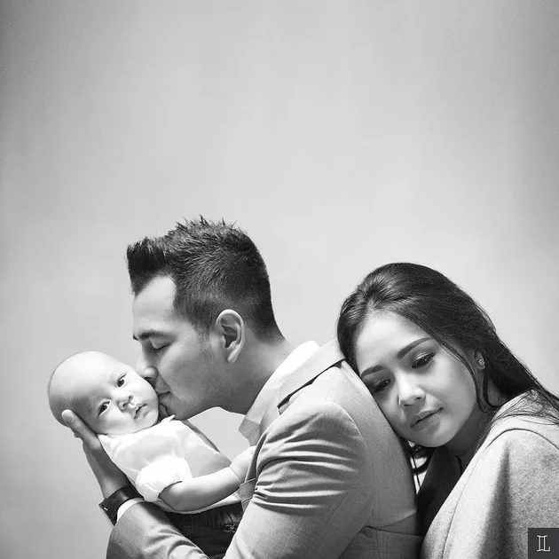 Raffi - Nagita - Rafathar Ahmad