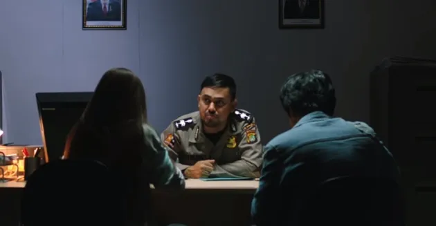 Surat Cinta Untuk Starla