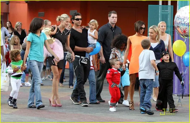 Ultah Brooklyn Beckham