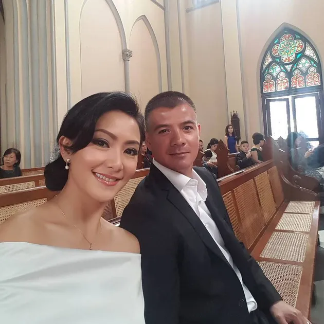 Susan Bachtiar dan suami