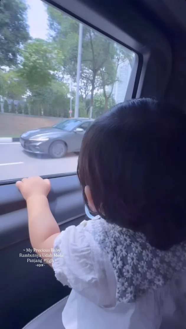 Syahrini Mulai Spill Tipis-tipis Baby R