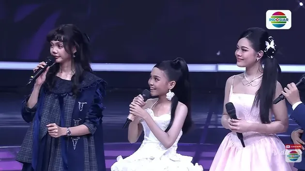 Syaqirah Ngobrol dengan Host