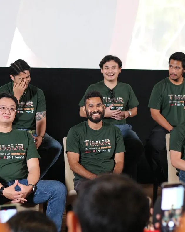 Aufa Assagaf di press conference film timur