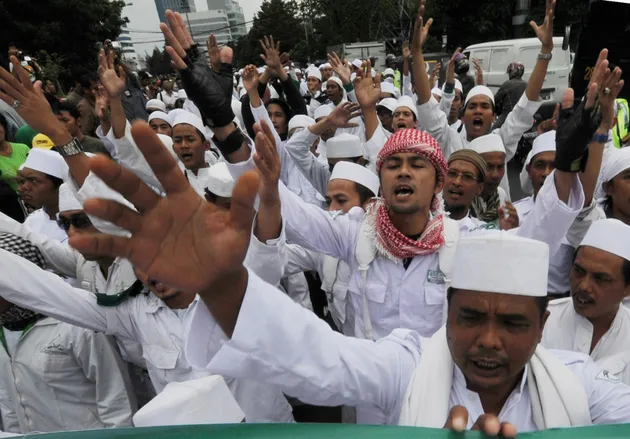 Anti Lady GaGa anti FPI