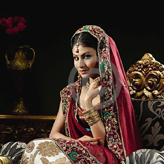 Mouni Roy