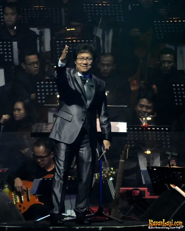 simfoni semesta raya